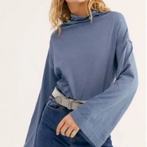We The Free Blue Supernova Long Bell Sleeve Cowl Mock Neck Top Sz XS